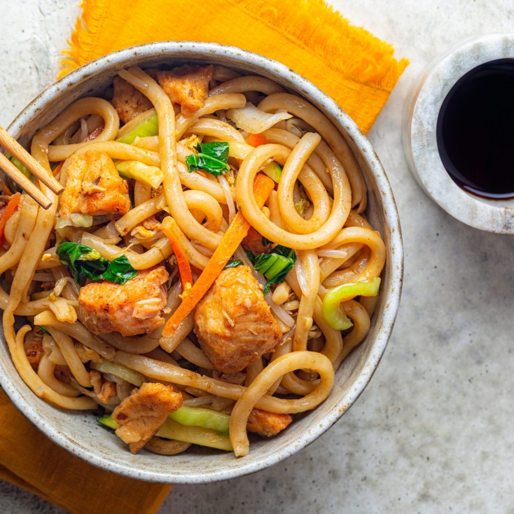 Stir,Fried,Yaki,Udon,Noodles,With,Salmon,Fish,,Vegetables,And